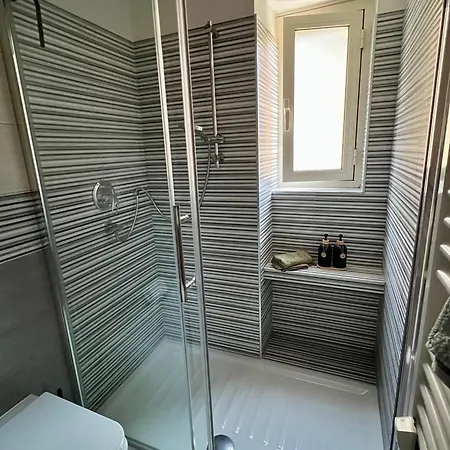 Archouse - Elegant A 10 Min Dal Colosseo Daire *