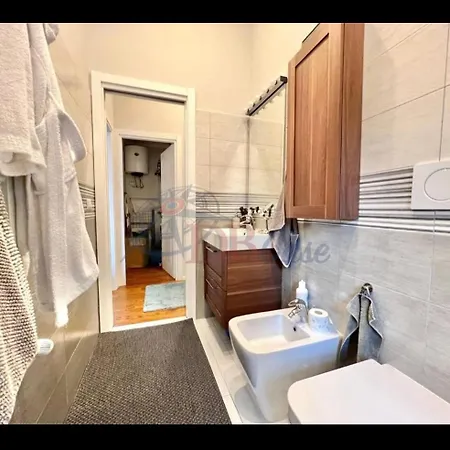 Archouse - Elegant A 10 Min Dal Colosseo Daire *