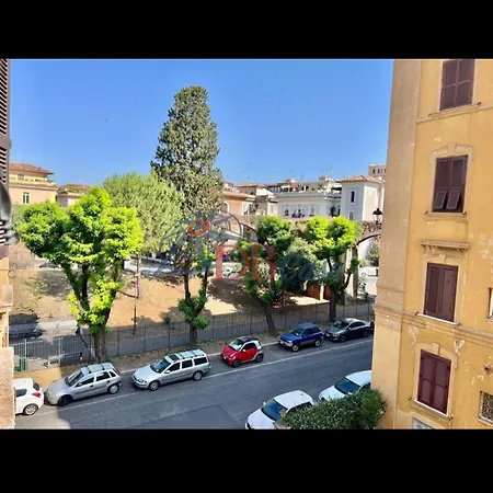 Archouse - Elegant A 10 Min Dal Colosseo Daire Roma