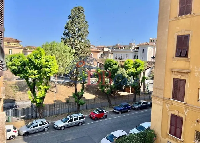Archouse - Elegant A 10 Min Dal Colosseo Apartment Rome