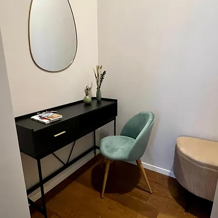 Archouse - Elegant A 10 Min Dal Colosseo Appartement Rome