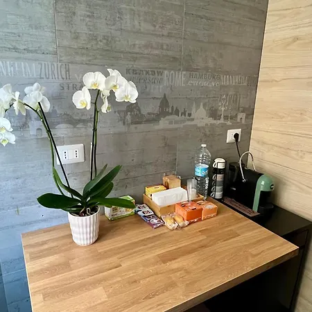 Appartement Archouse - Elegant A 10 Min Dal Colosseo Rome